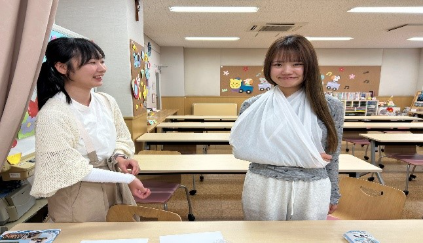 三角巾による固定の体験
